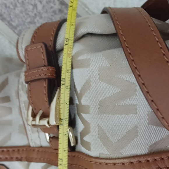 Michael Kors bag - Picture 13 of 14